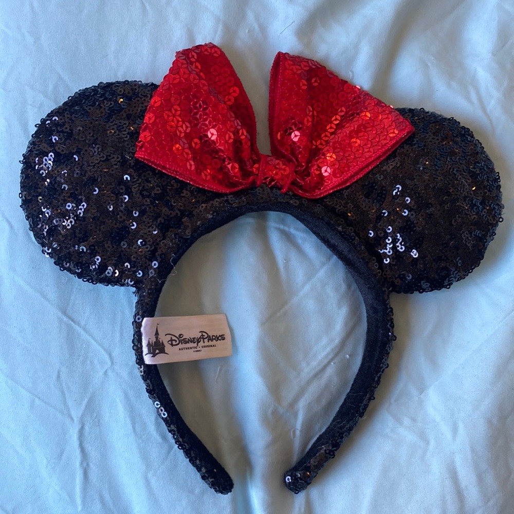 Disneyland Sequined Minnie Mouse Ears